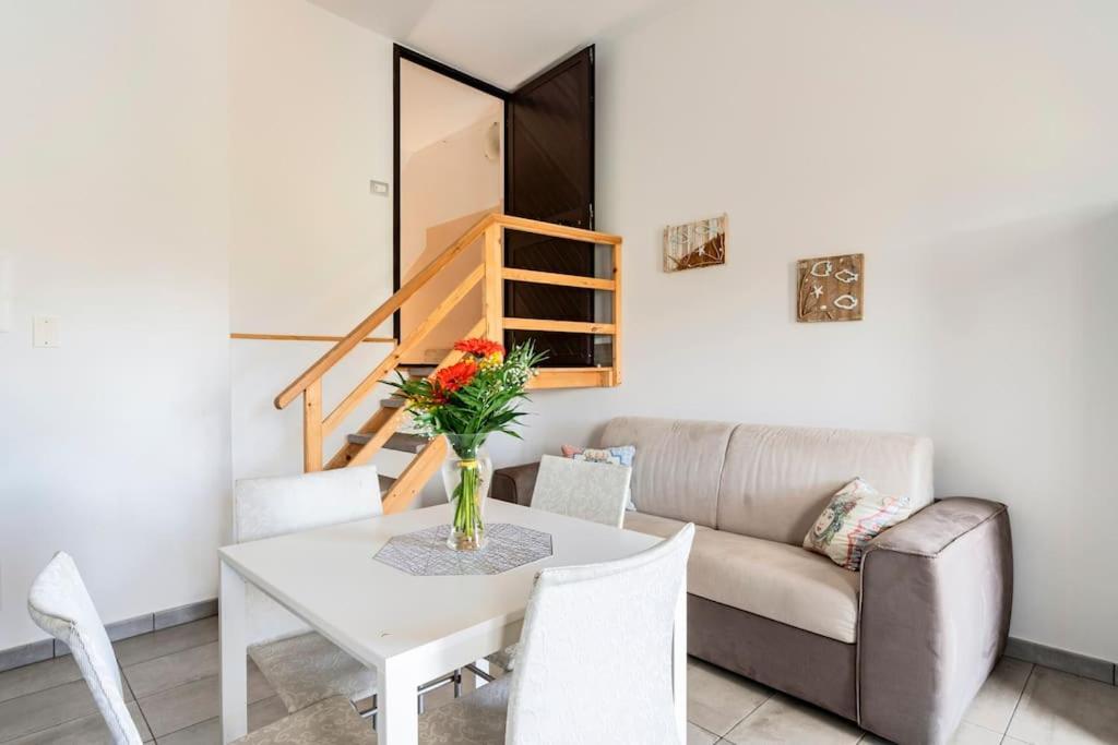 Casa Gioia Appartement Giardini-Naxos Buitenkant foto